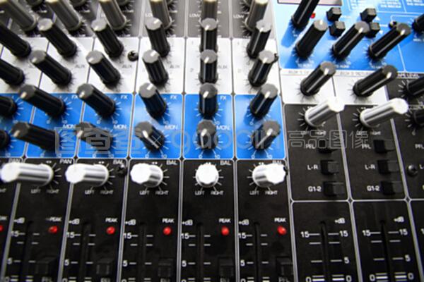 錄音攪拌器的奇妙冒險(xiǎn) 動(dòng)畫片中的創(chuàng)意新星